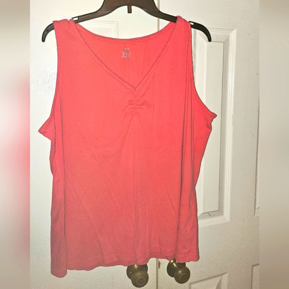 CJ BANKS CORAL, V-NECK TANK TOP 1X
